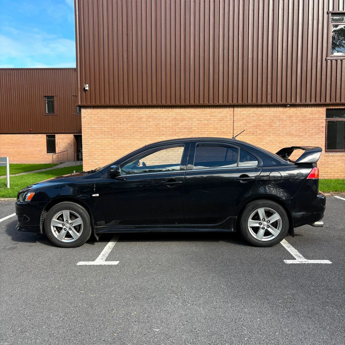 Image 3 of 12