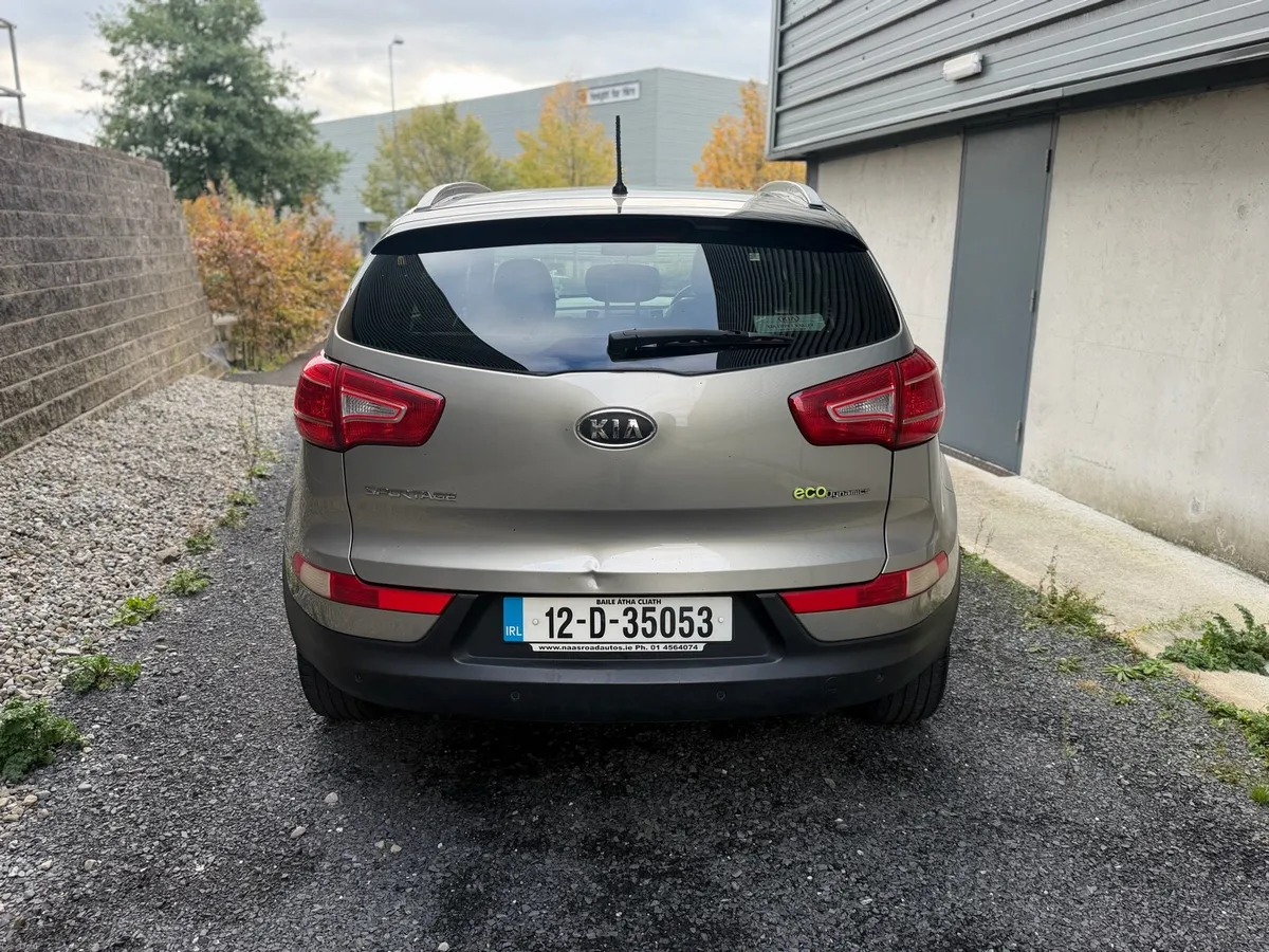 Image 4 of 10