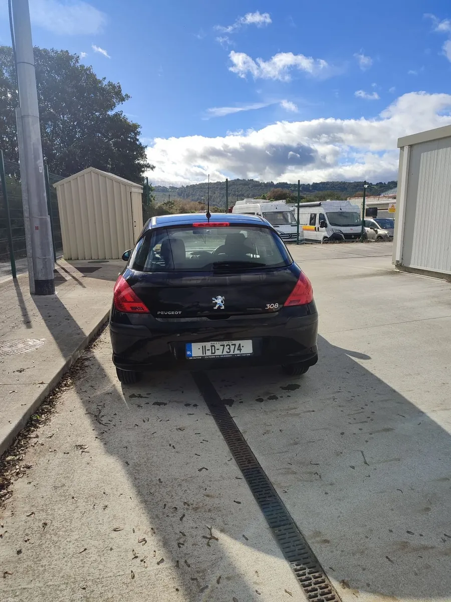 Image 1 of 7