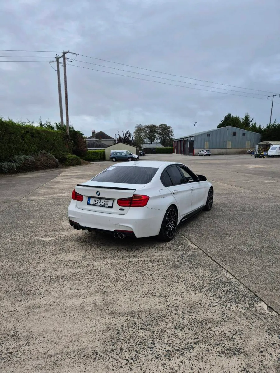 Image 4 of 6