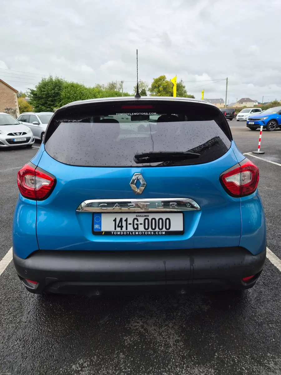 Image 4 of 18
