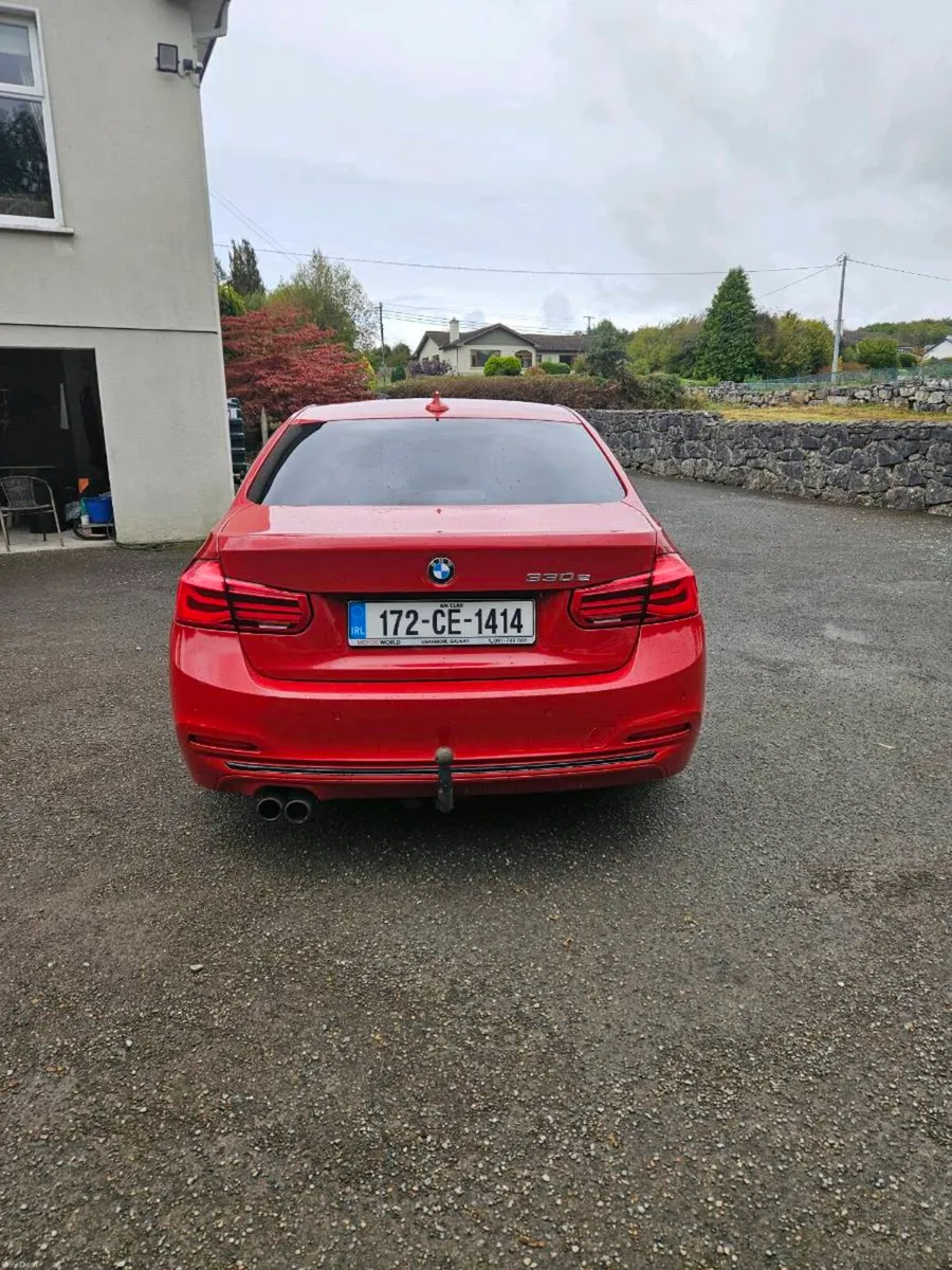 Image 4 of 17