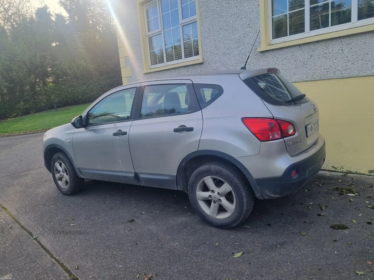 Image 2 of 4