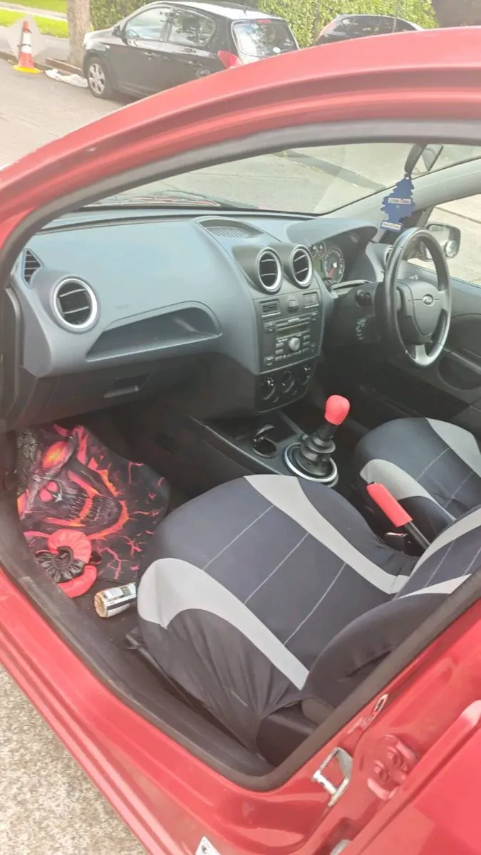 Image 6 of 6