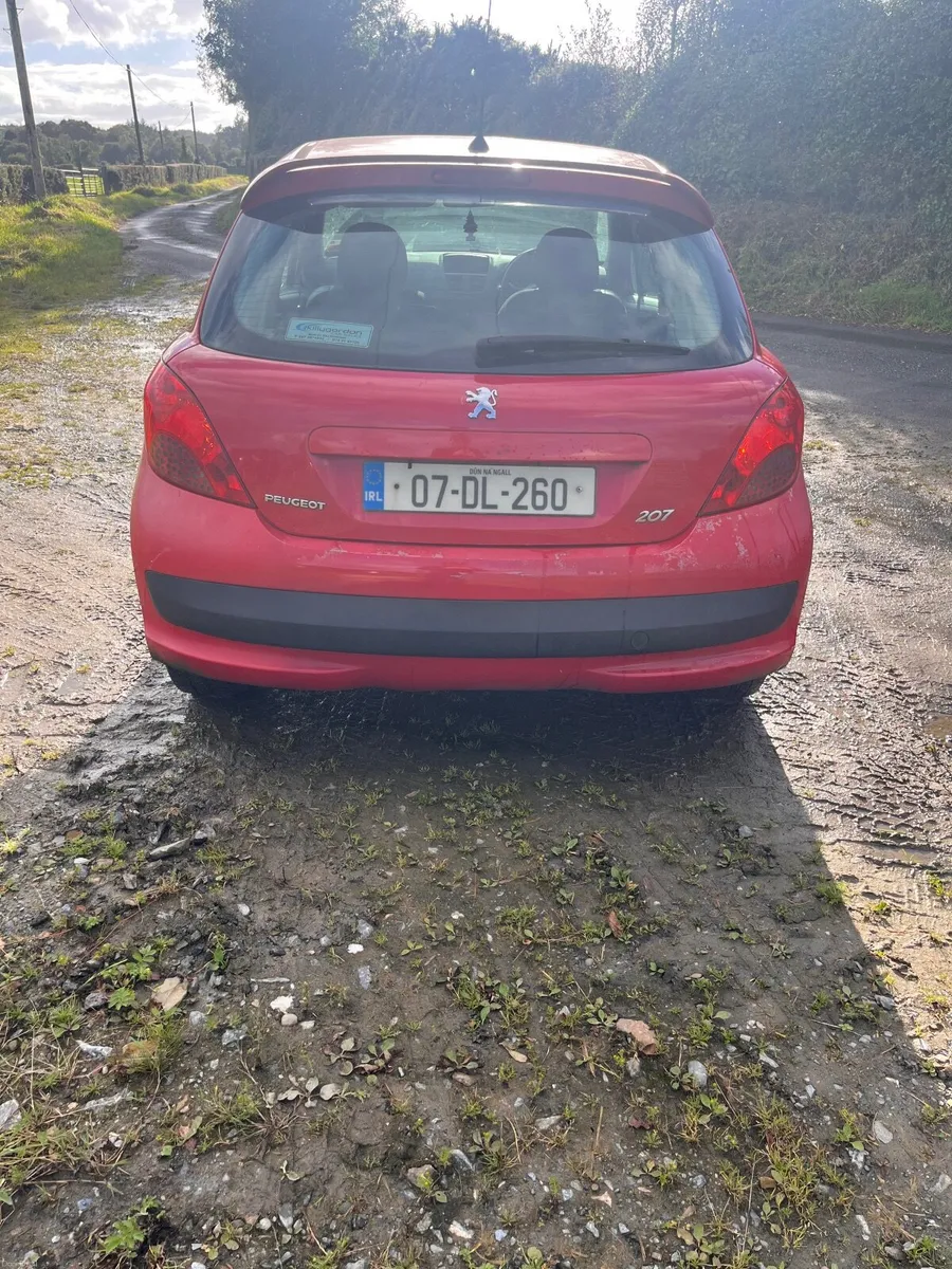 Image 4 of 6