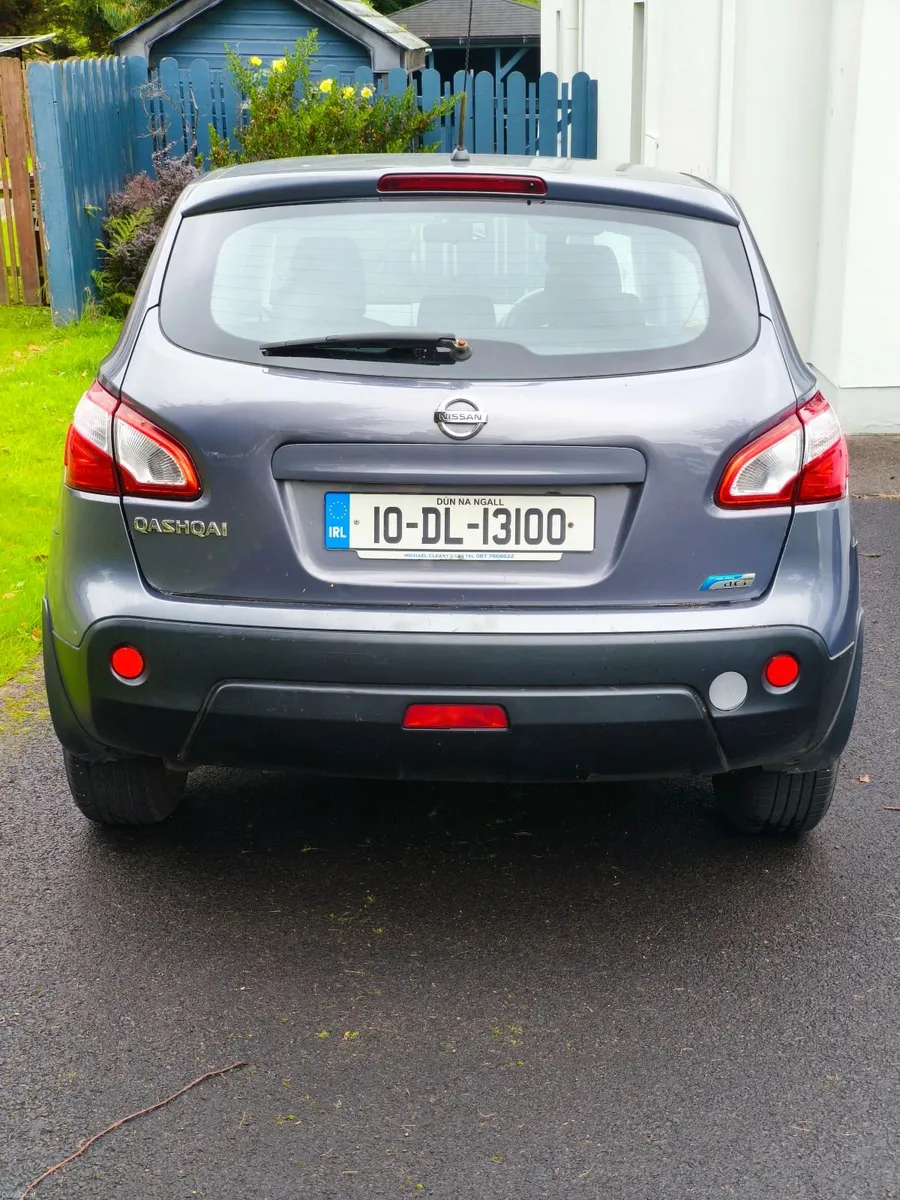 Image 3 of 7