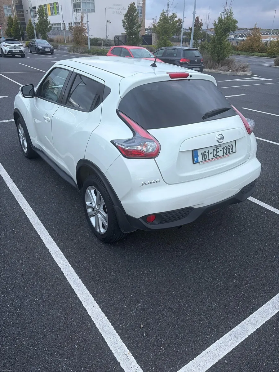 Image 4 of 20