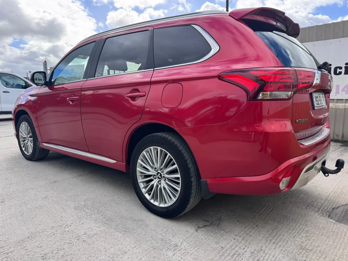 Image 6 of 33