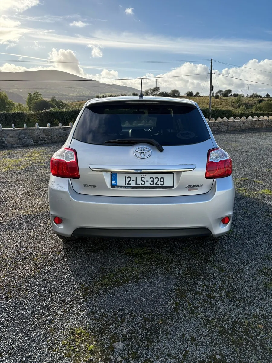 Image 3 of 9