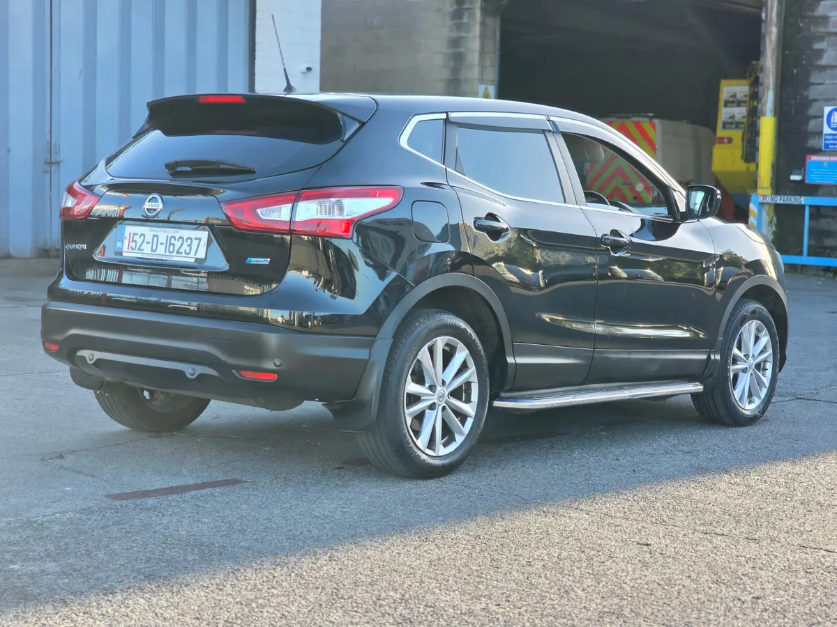 Image 4 of 19