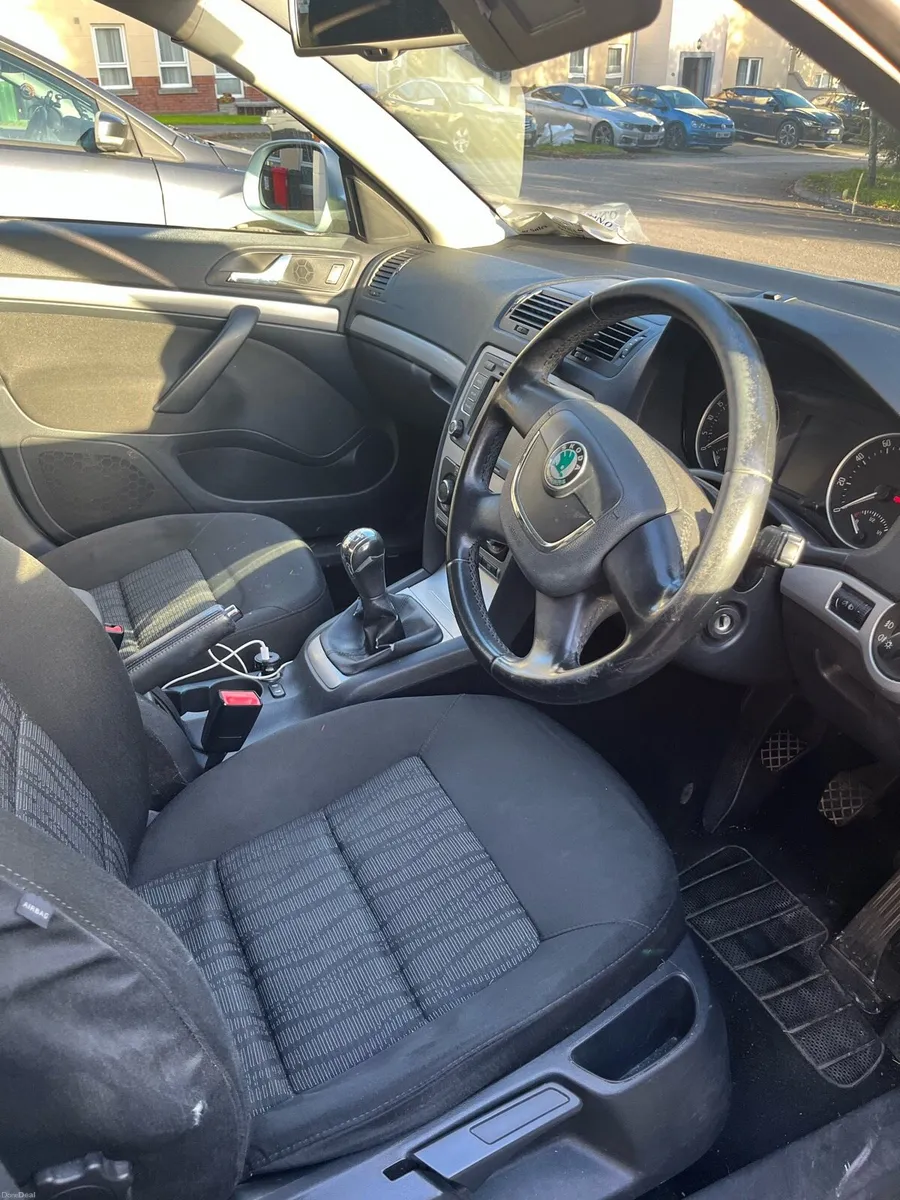 Image 4 of 9