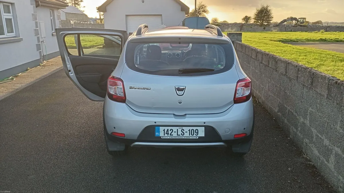 Image 3 of 5