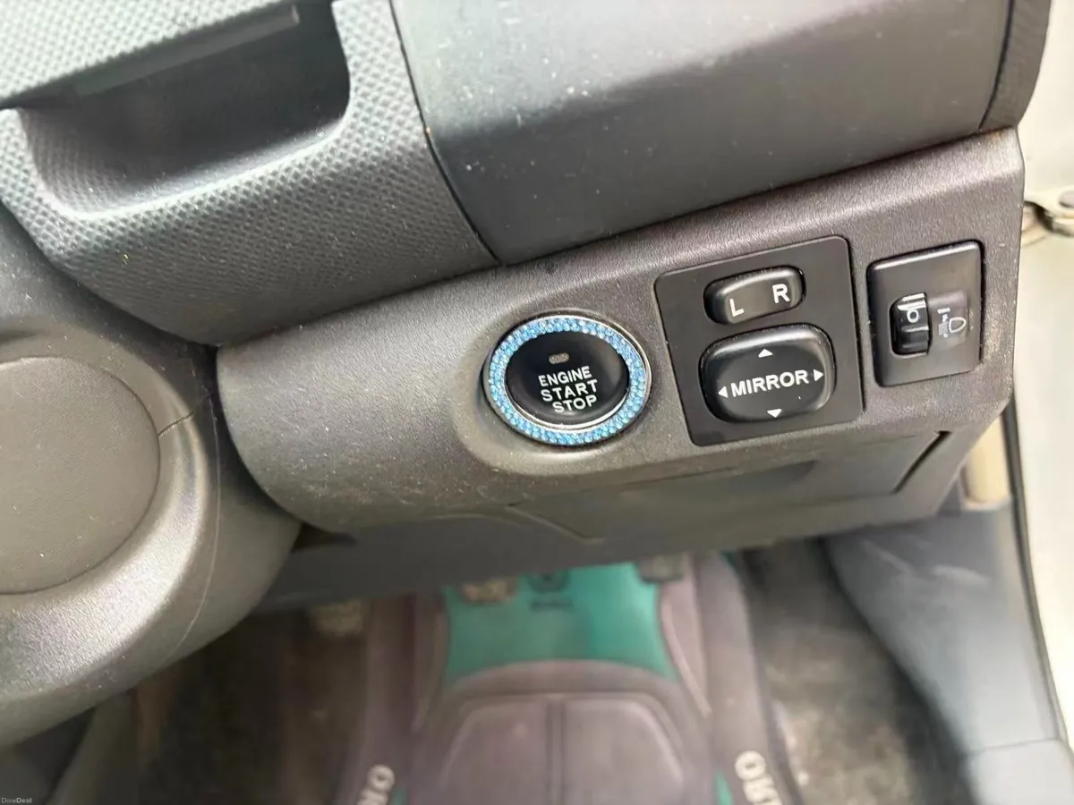 Image 4 of 10