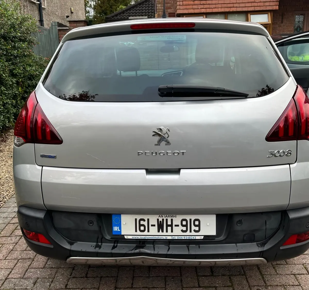 Image 2 of 8