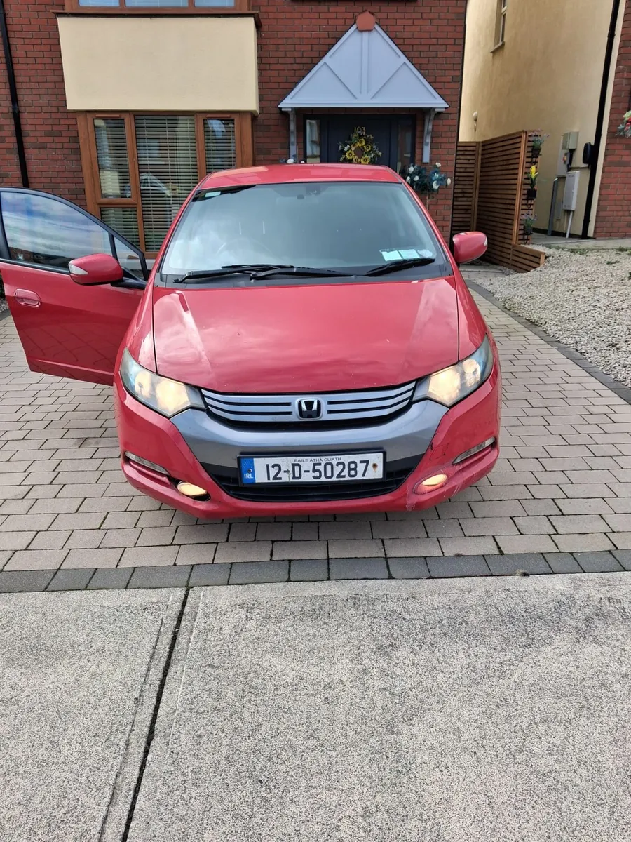 Image 4 of 8