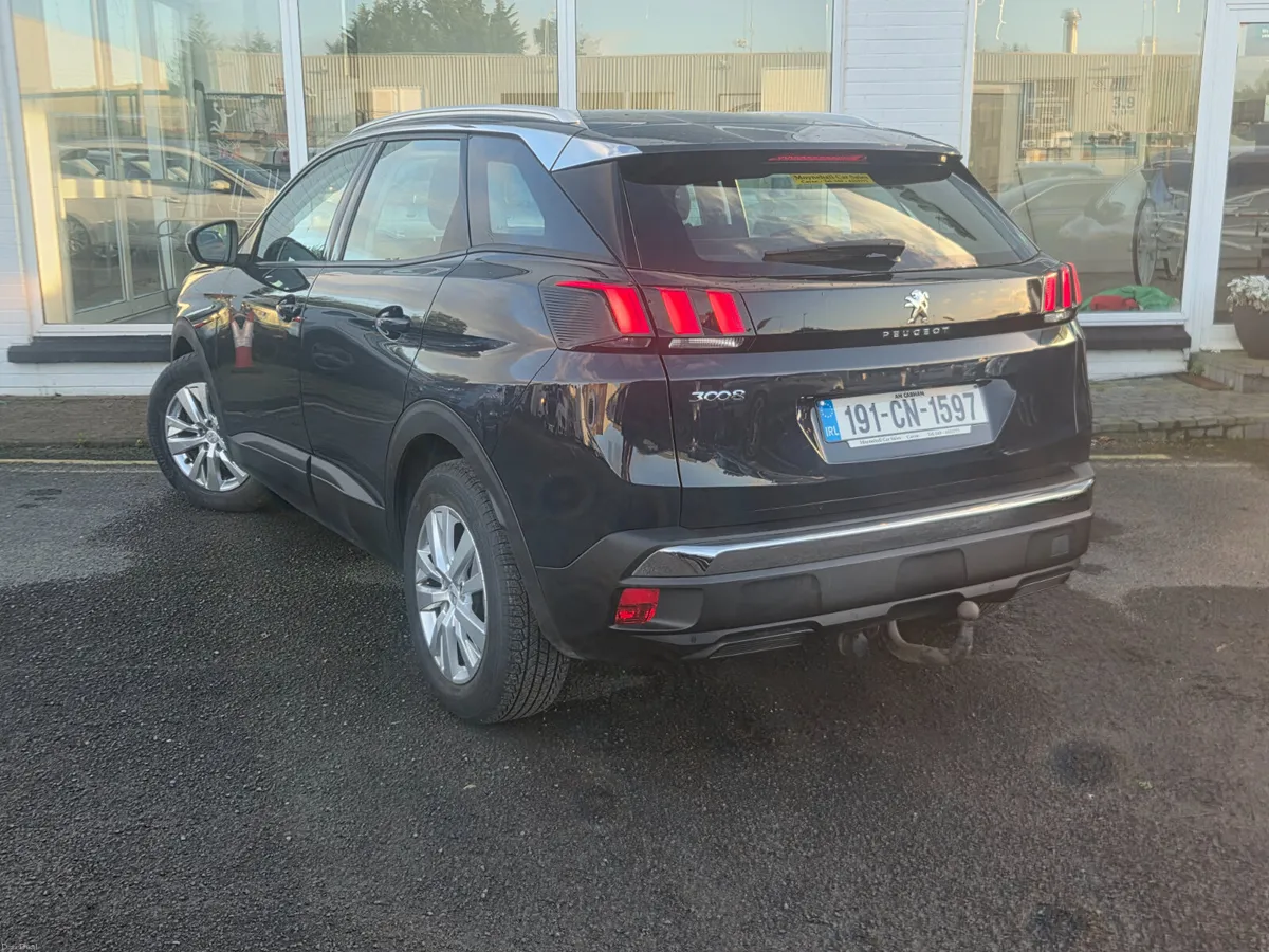 Image 2 of 8
