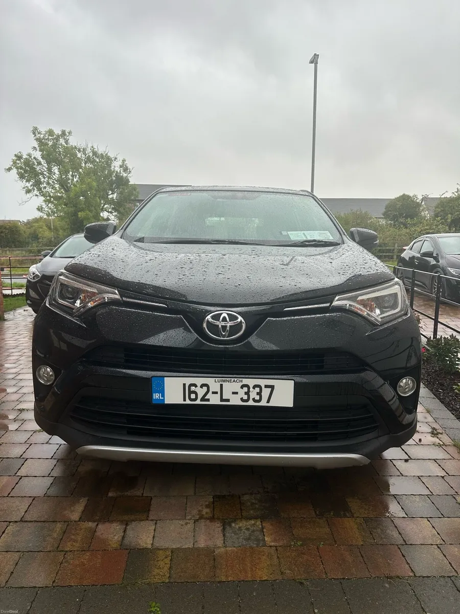 Image 2 of 20