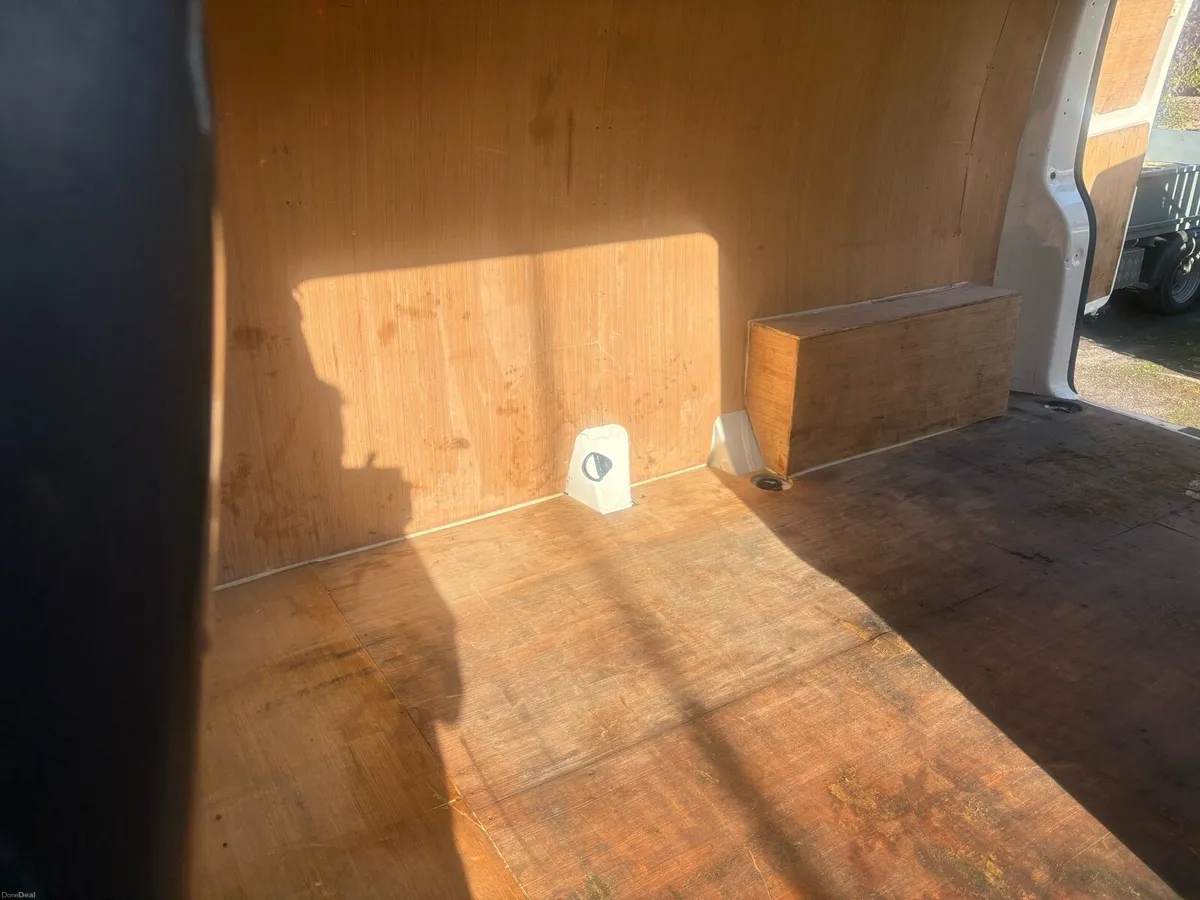 Image 6 of 7