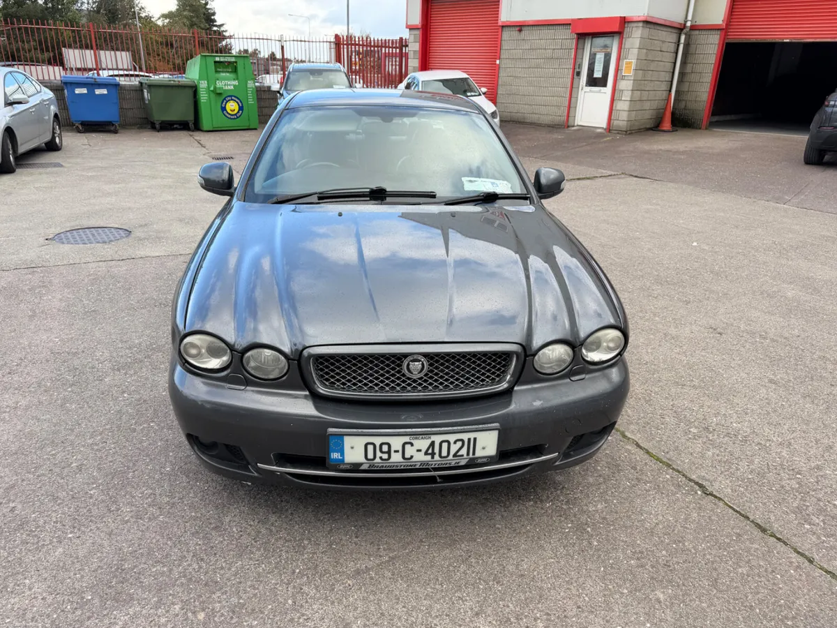 Image 2 of 11
