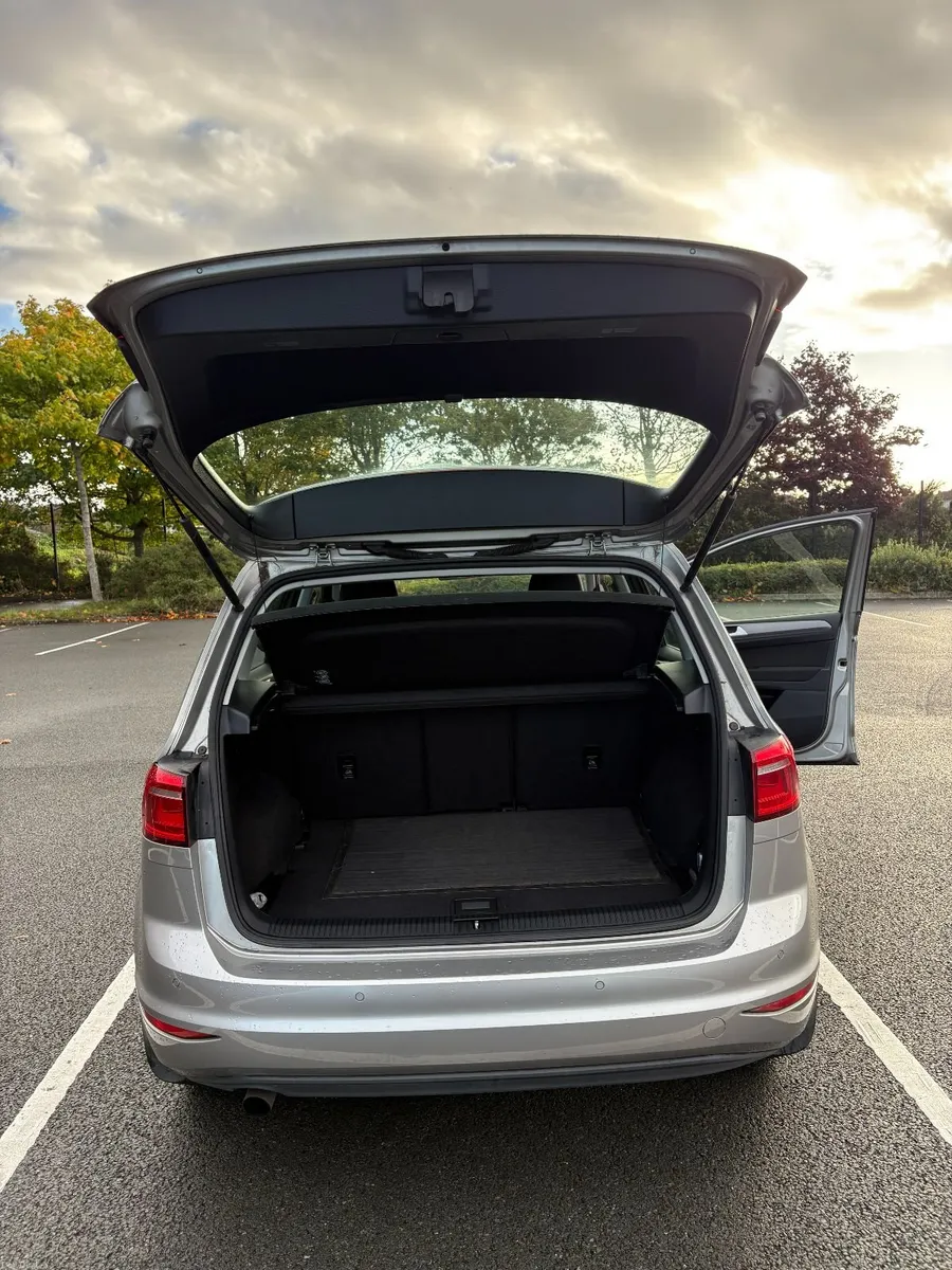 Image 4 of 10