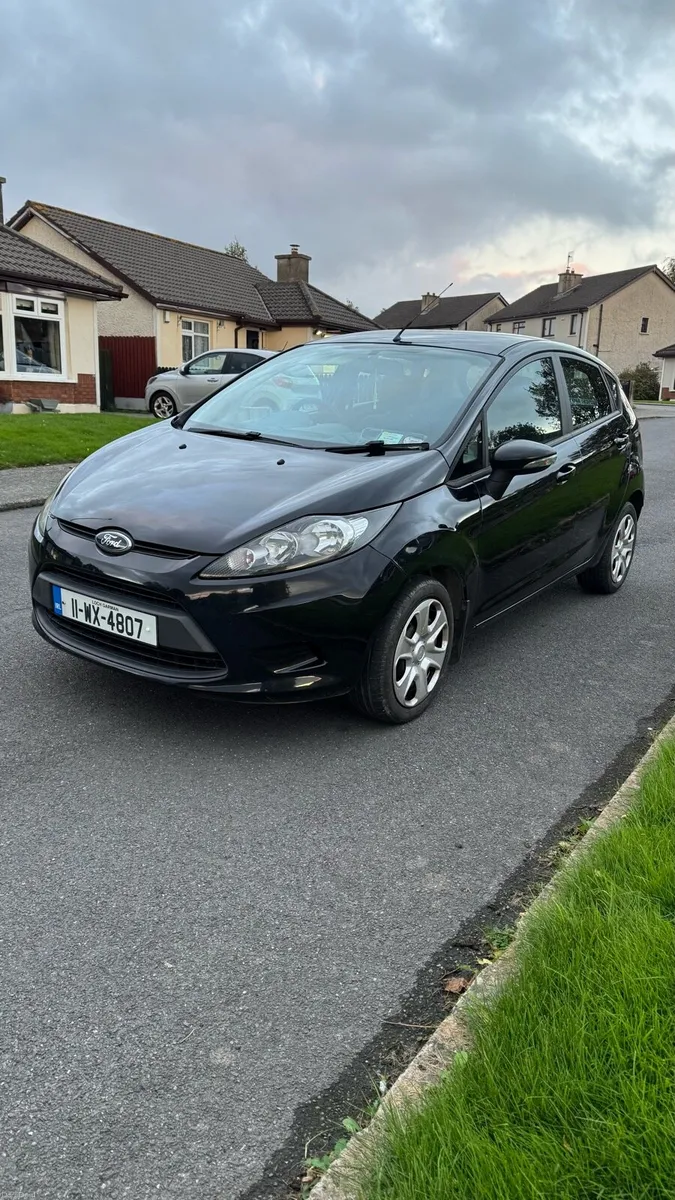 Image 2 of 12