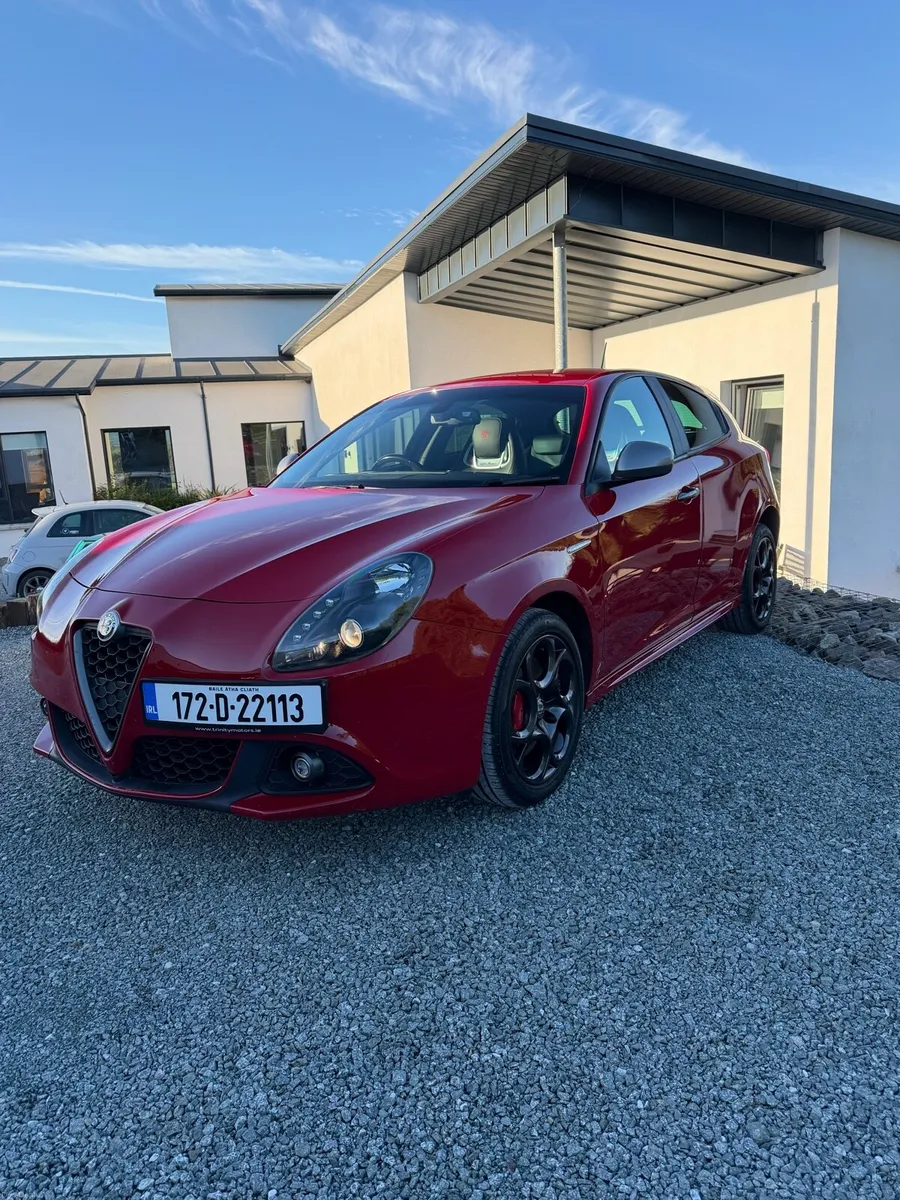 Image 3 of 8