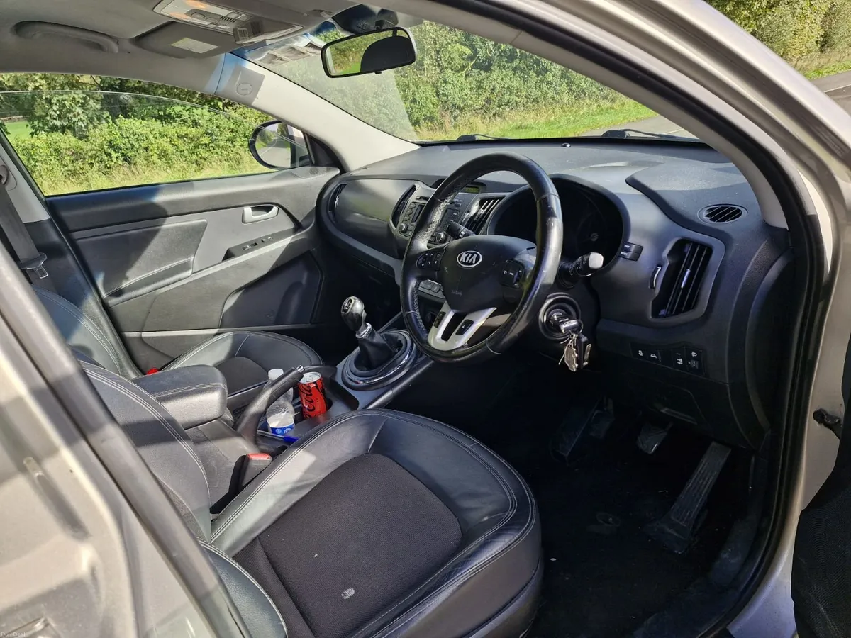 Image 4 of 10