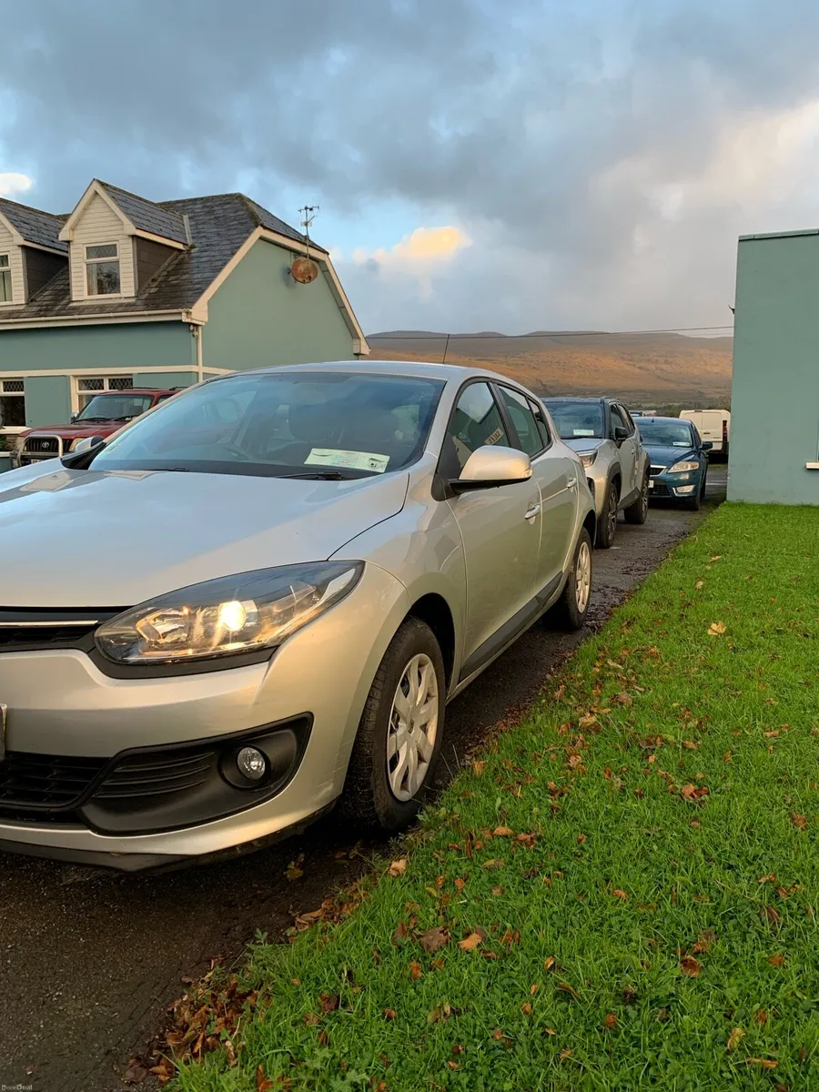 Image 2 of 11