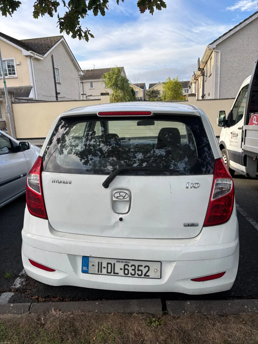 Image 3 of 6
