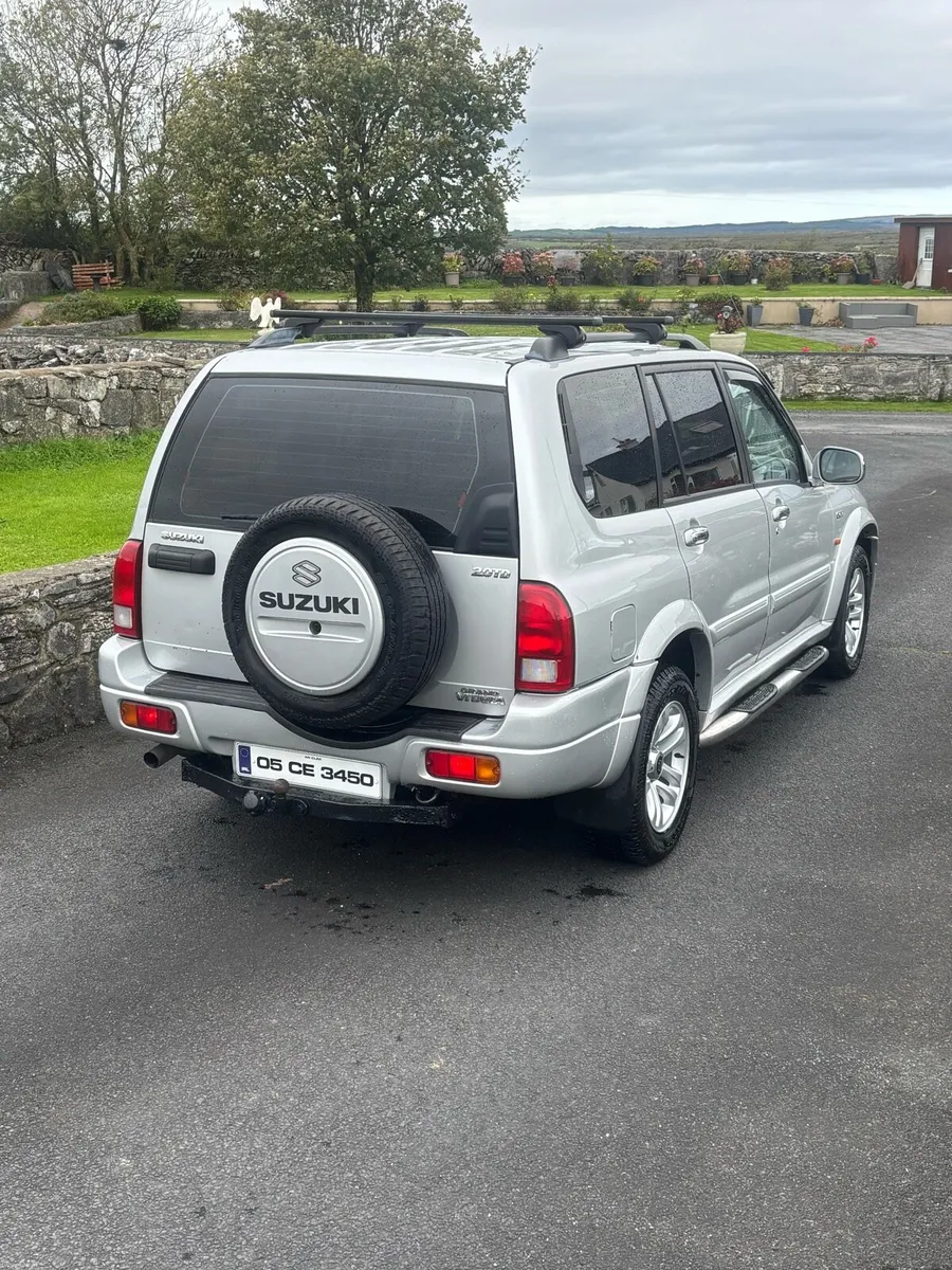 Image 3 of 10