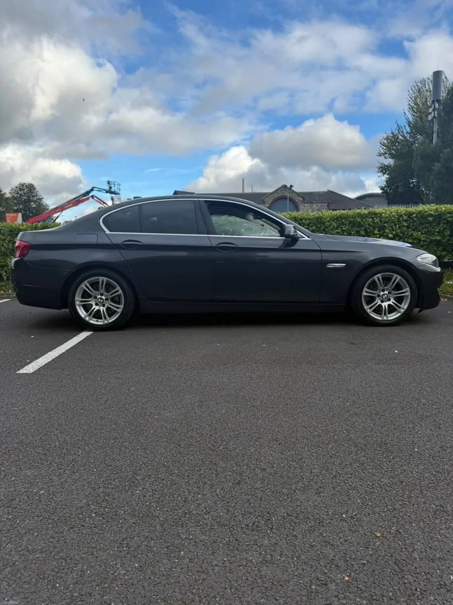 Image 4 of 11