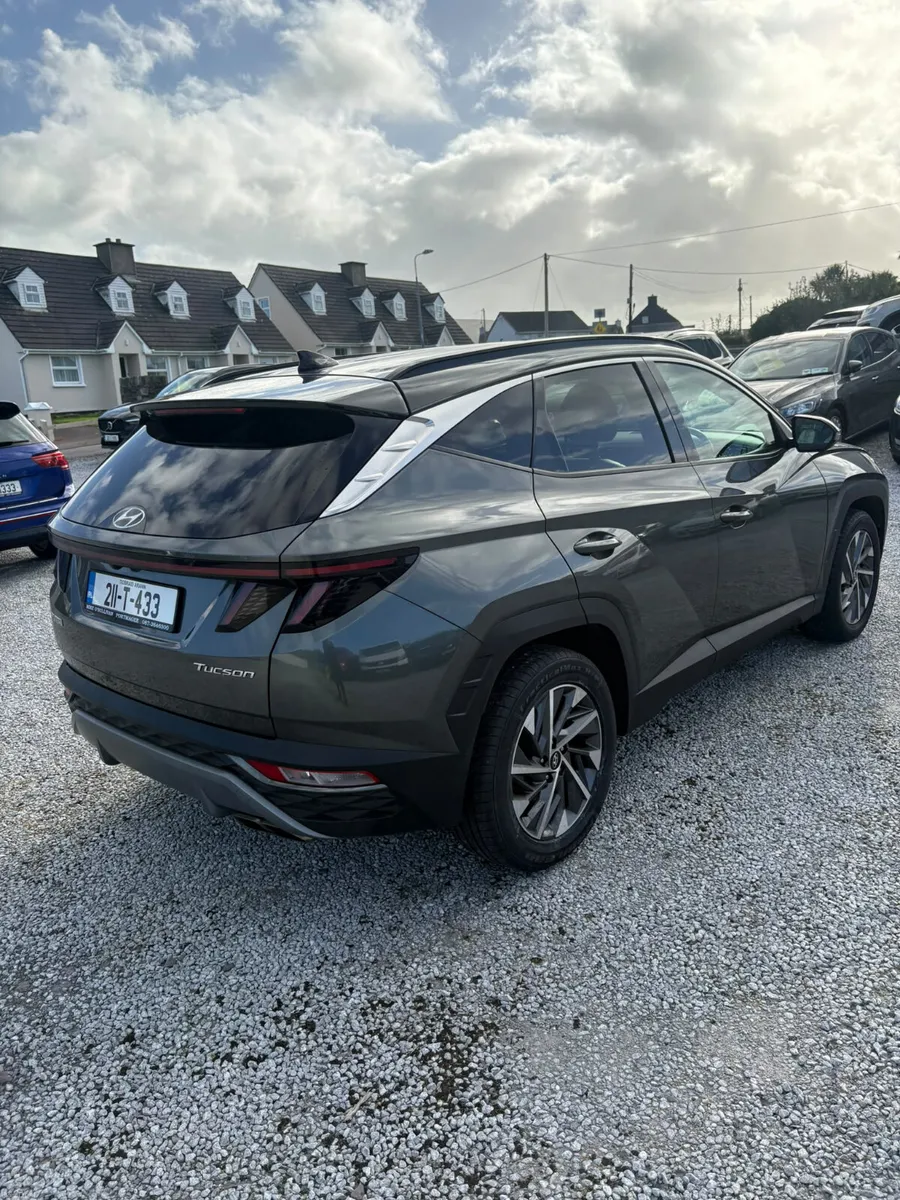 Image 3 of 10