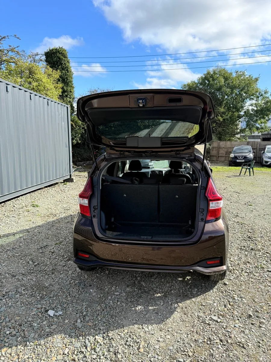 Image 3 of 10
