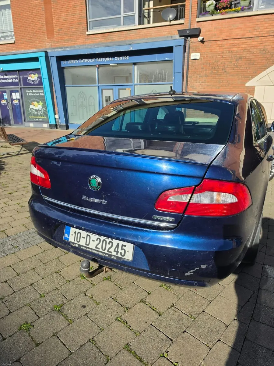Image 2 of 10