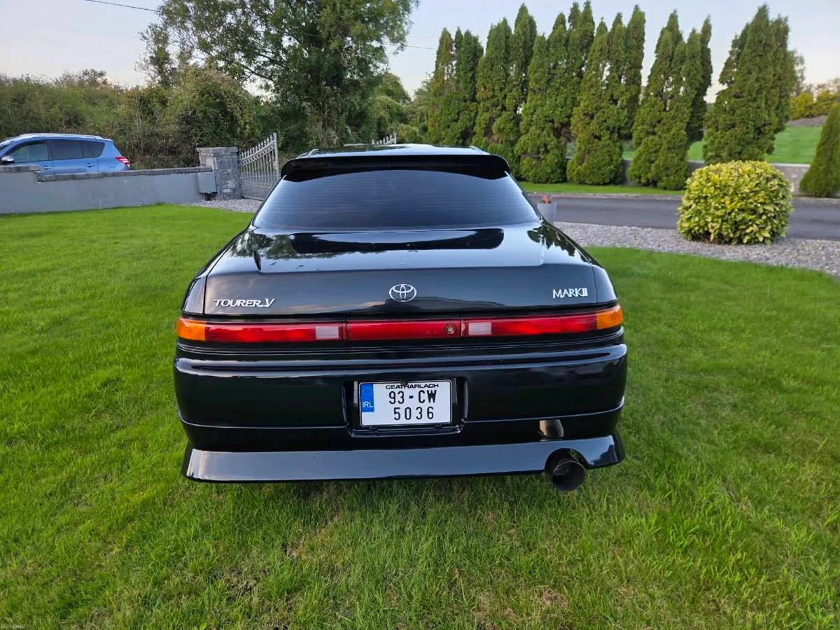 Image 3 of 10