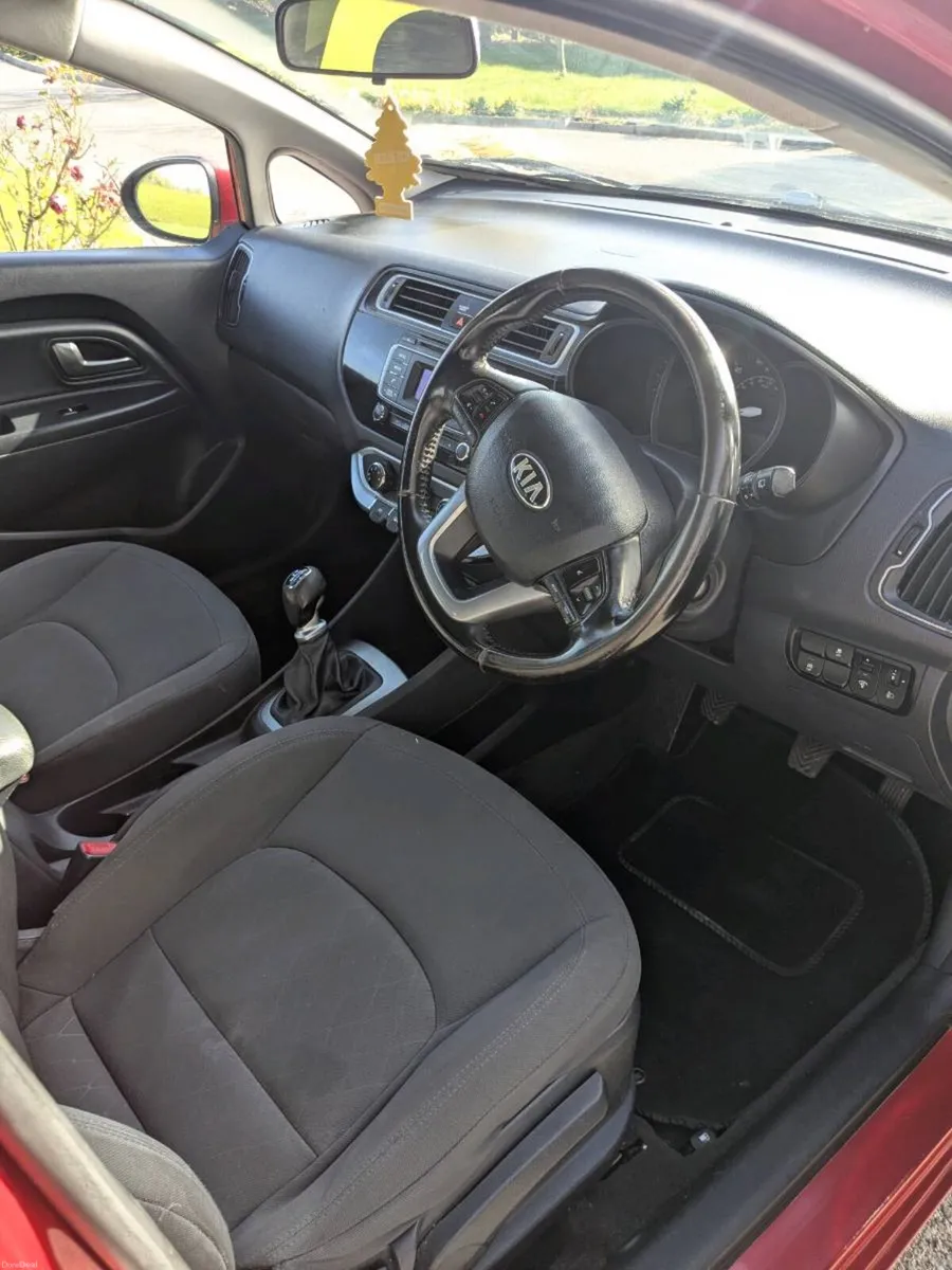 Image 4 of 9