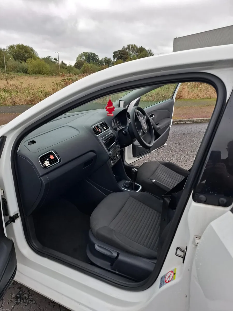 Image 4 of 14