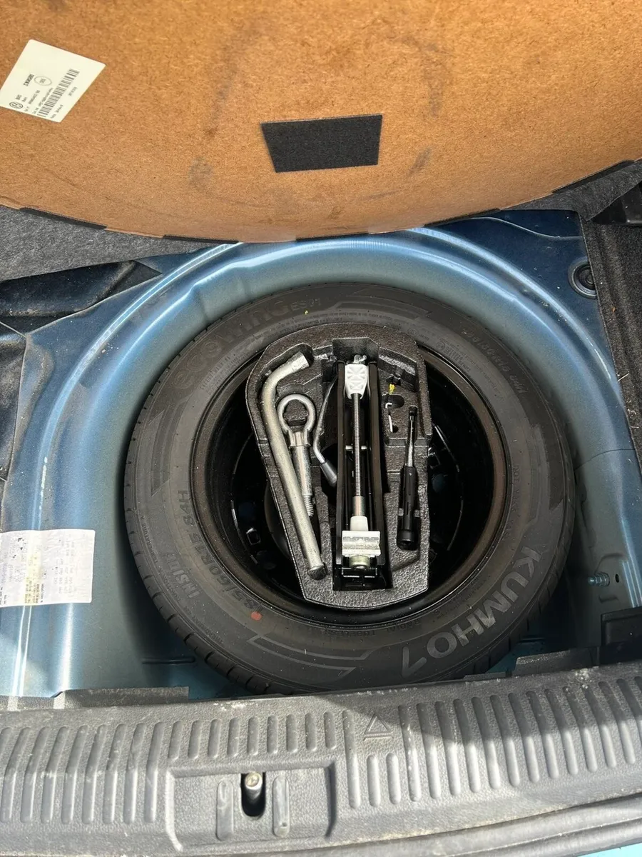 Image 4 of 6