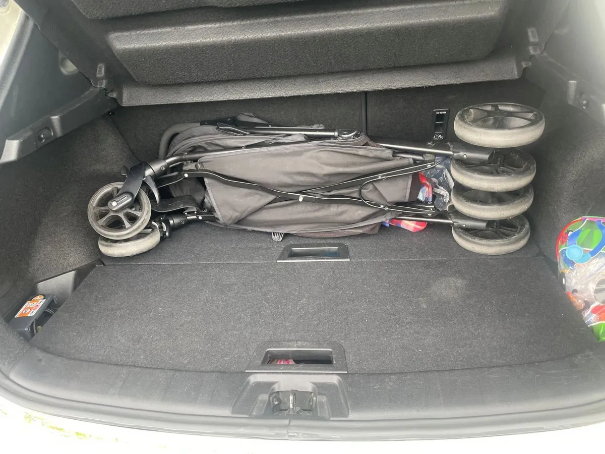 Image 6 of 7
