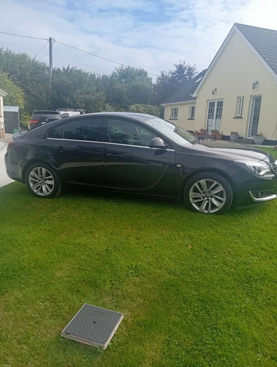 Image 2 of 11