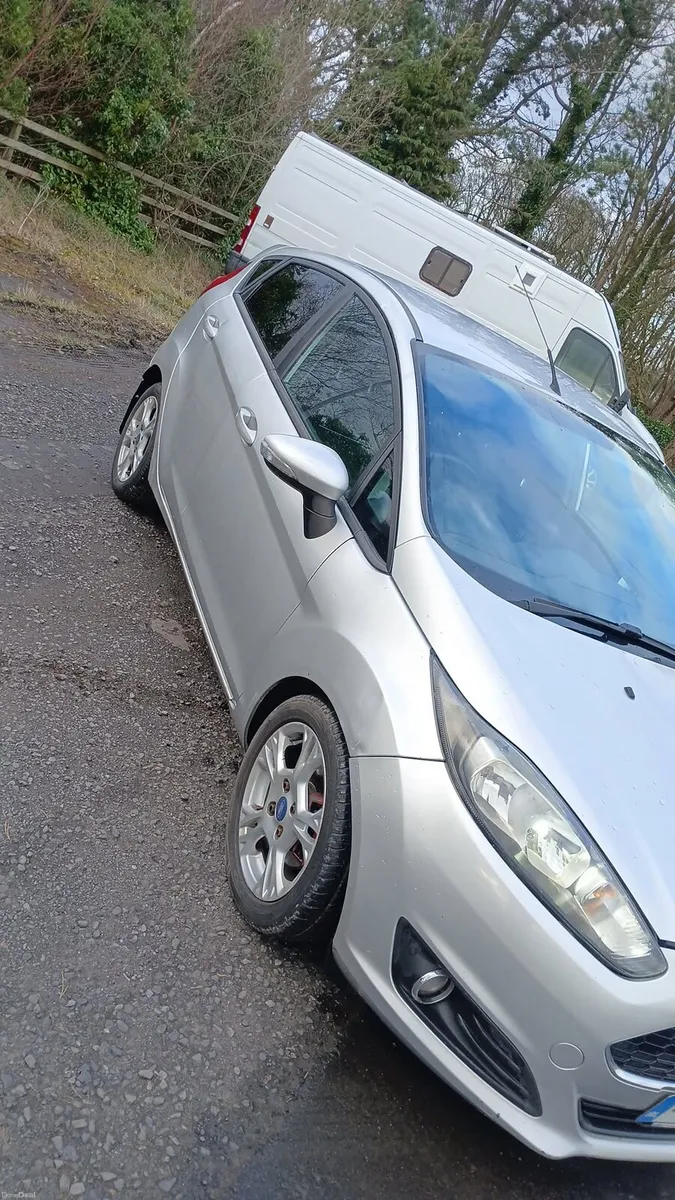 Image 3 of 6