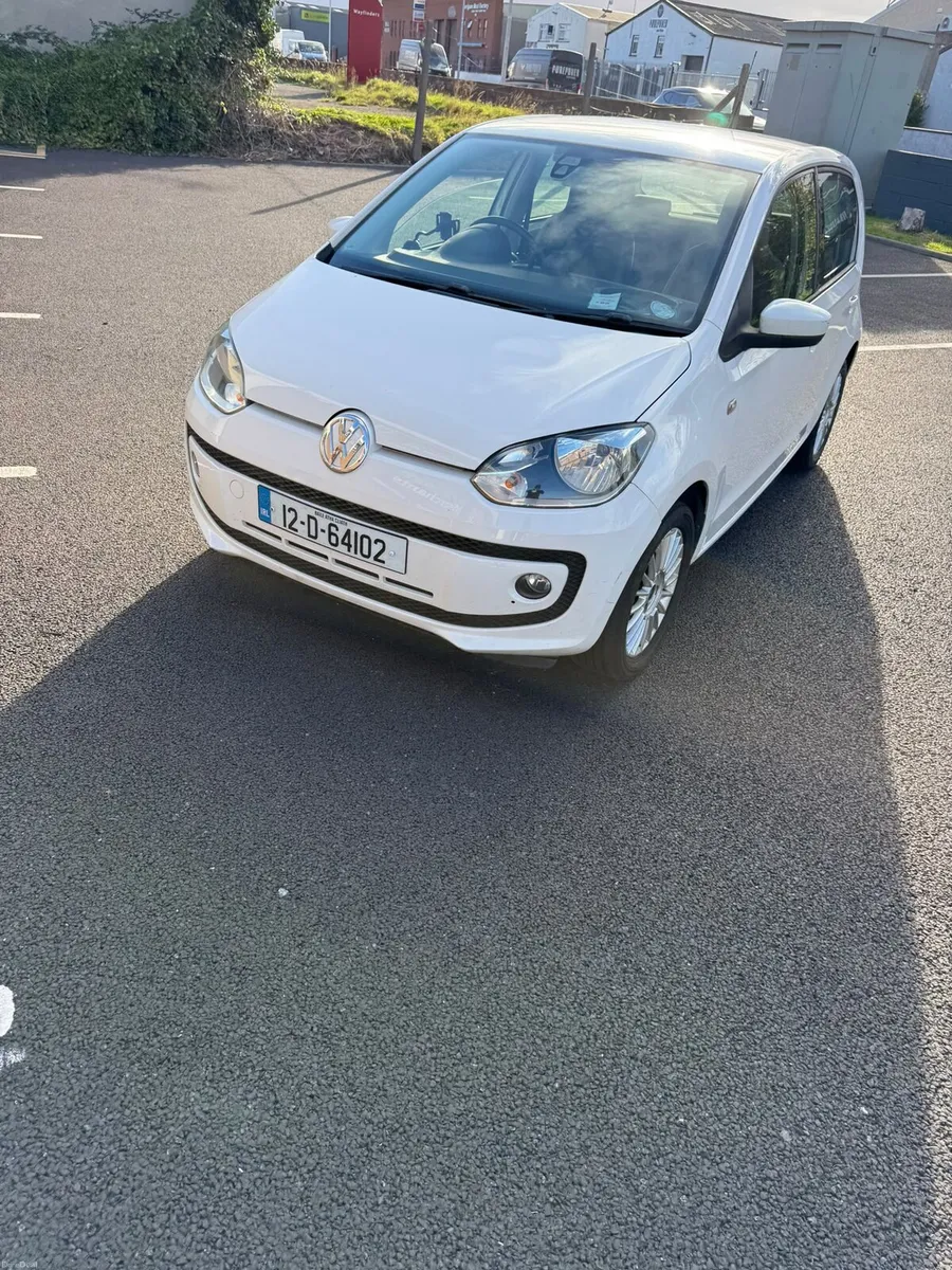 Image 2 of 8