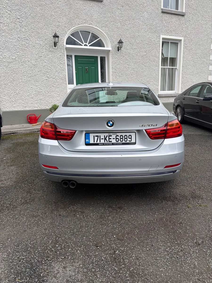 Image 2 of 20