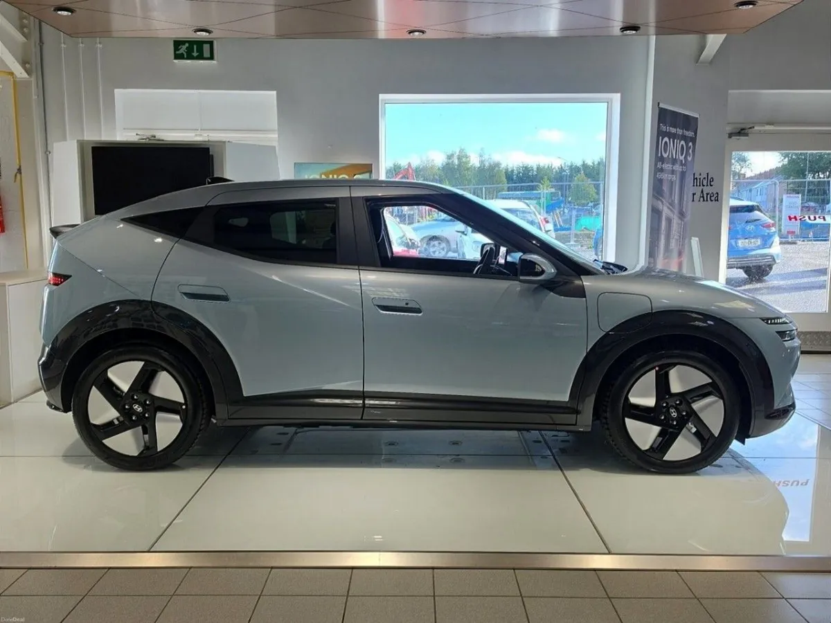 Image 3 of 30