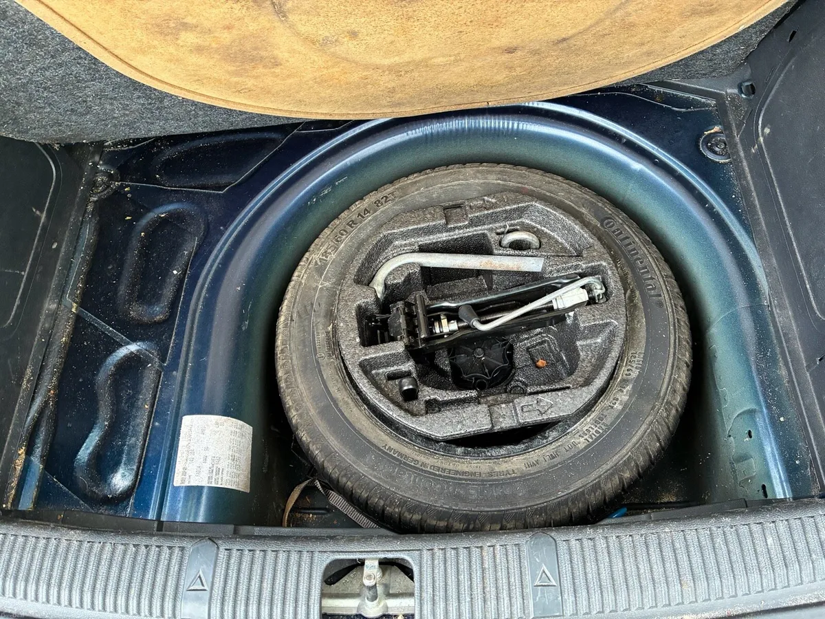 Image 3 of 6
