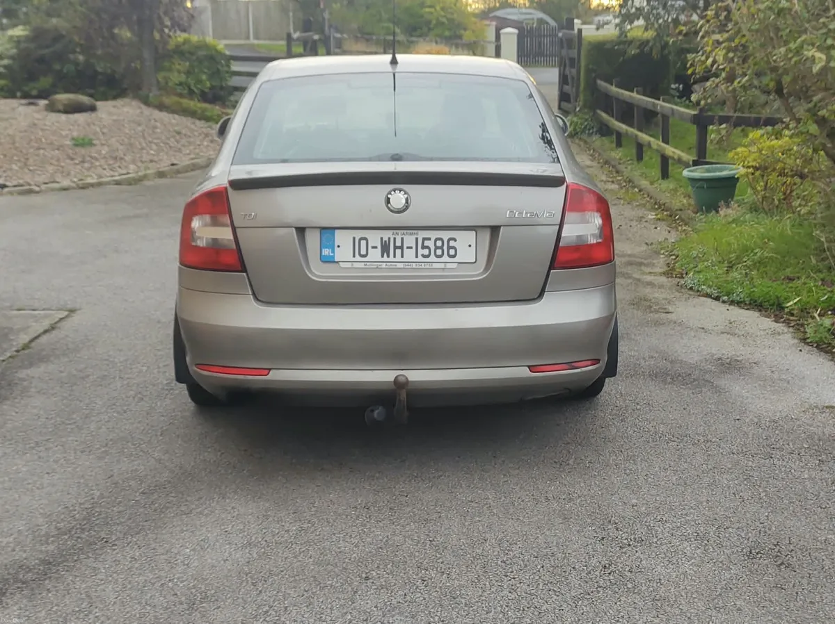 Image 4 of 7