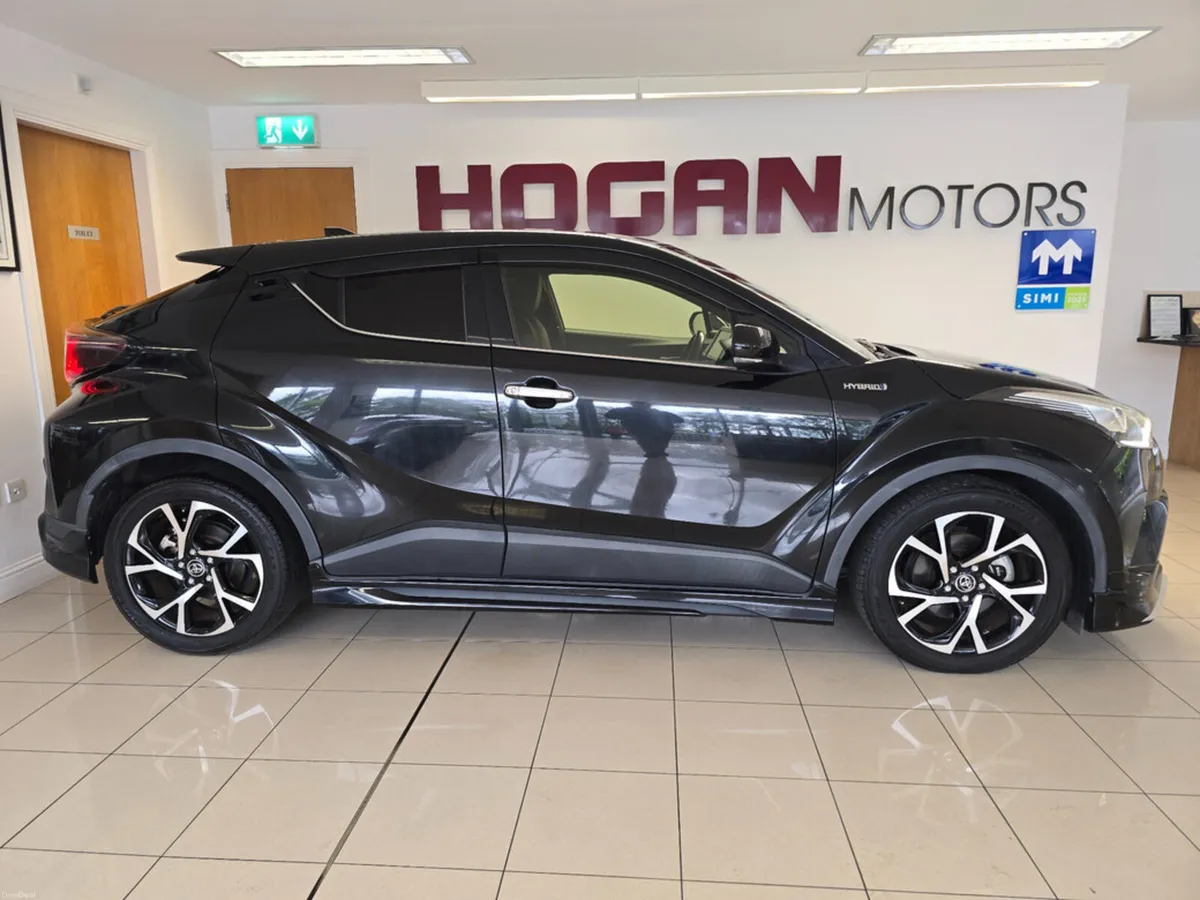Image 3 of 22