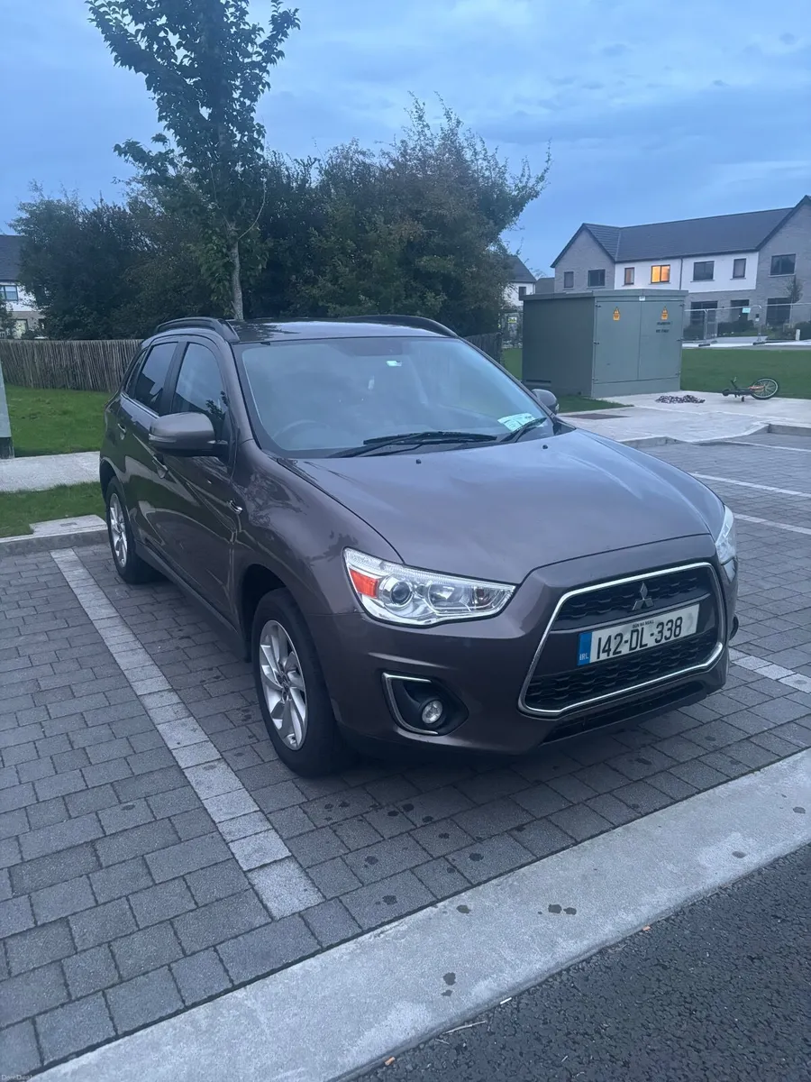 Image 2 of 16
