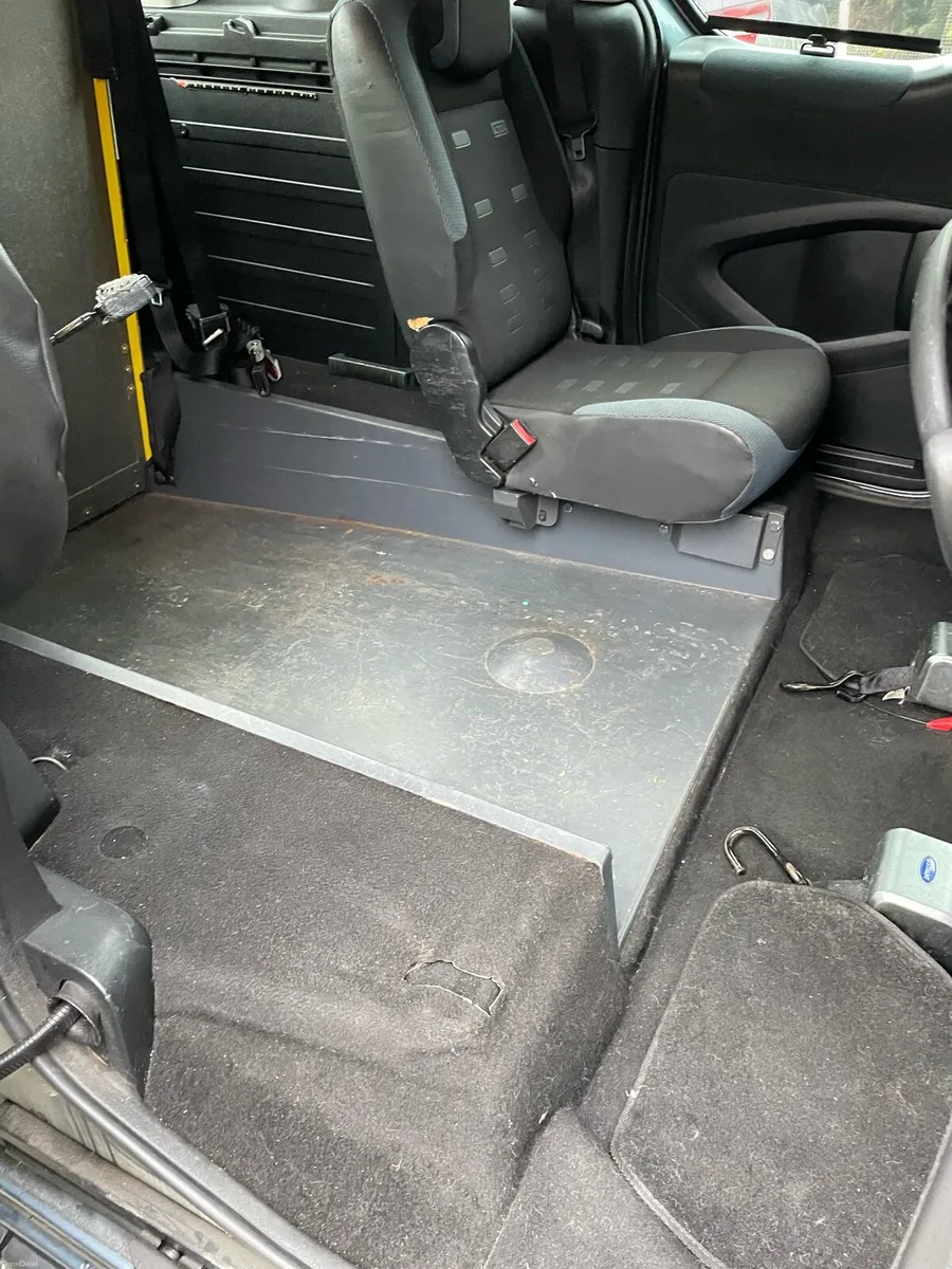 Image 4 of 10