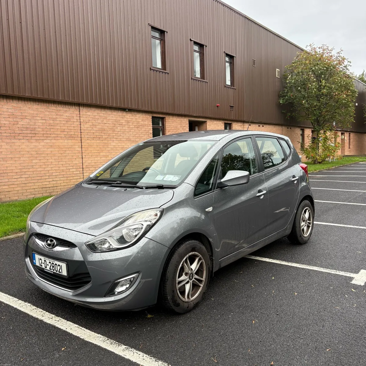 Image 2 of 10